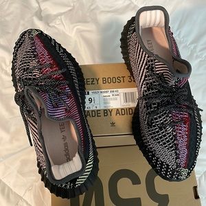 Yeezy Boost 350 V2 Yecheil Men's US 9.5